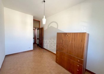 Camera da letto - Four-room apartment via Fausto Coppi, San Leo - photo 11