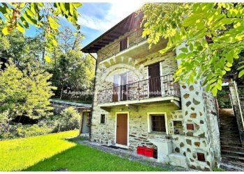 Facciata - Villa strada Statale di Valle Cannobina, Cannobio - foto 2