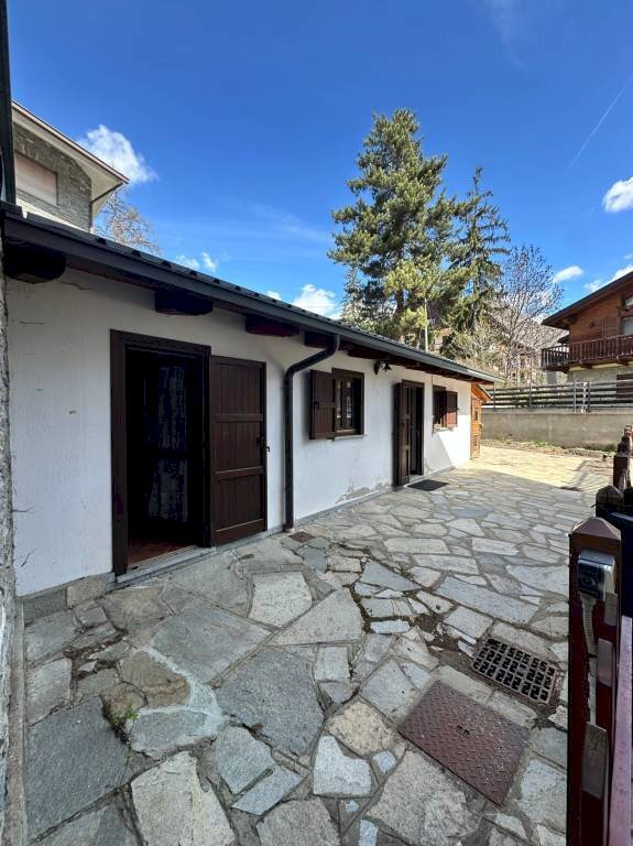 Facciata - Trilocale via Montenero, 22, Bardonecchia - foto 2