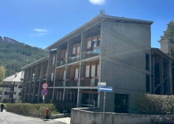 Zona - Three-room apartment via Giuseppe Verdi, 7, Bardonecchia - photo 4