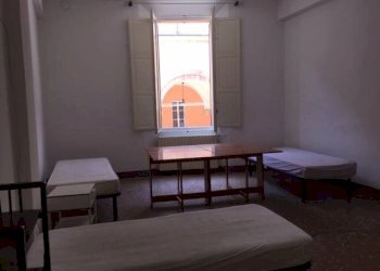 Camera da letto - Appartamento via Santo Stefano, 154, Bologna (zona Centro Storico) - foto 18