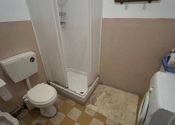 Bagno - Appartamento via Santo Stefano, 154, Bologna (zona Centro Storico) - foto 9