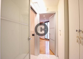 Corridoio - Appartamento via Romana, 92, Bordighera - foto 19