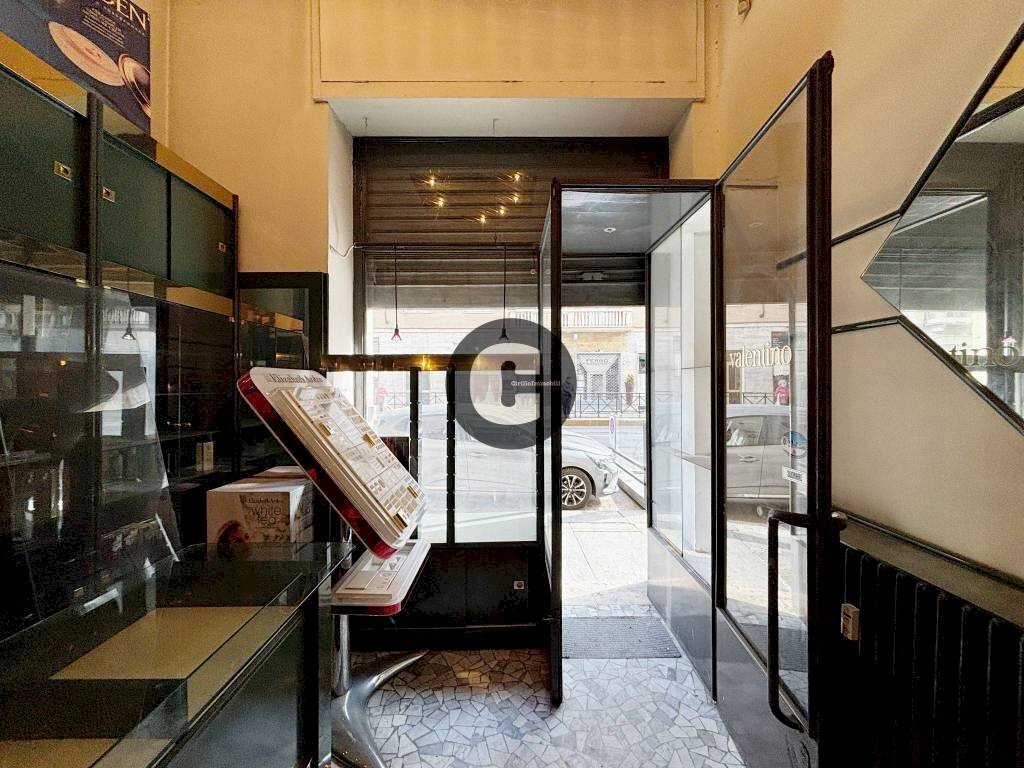 Altro - Shop via Luigi Cibrario, 23, Torino (neighborhood San Donato) - photo 1