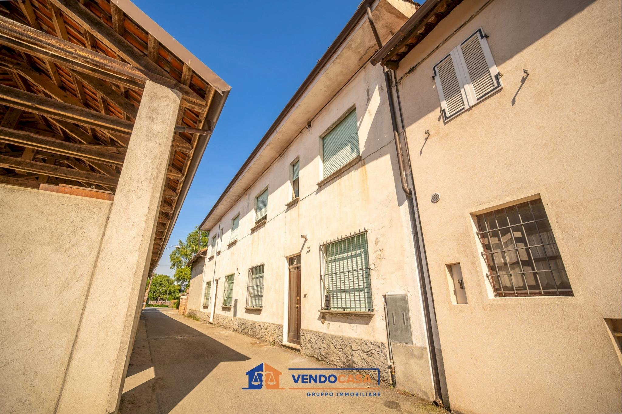 Independent house Polonghera - photo 1