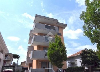 Quadrilocale Viale Malta, Riccione - foto 1