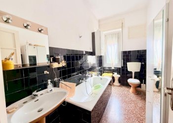 Appartamento Via L. Calda, Genova (zona Borzoli) - foto 30