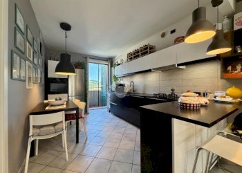 Three-room apartment Via Cornacchiara, Borghi - photo 7