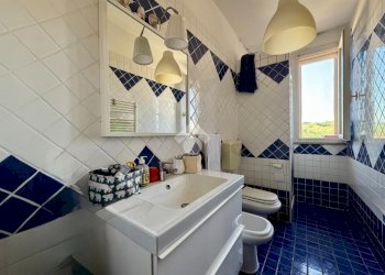 Three-room apartment Via Cornacchiara, Borghi - photo 8