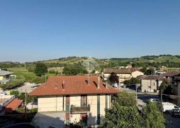 Three-room apartment Via Cornacchiara, Borghi - photo 9