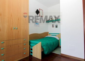Camera / camera da letto - Villa a Schiera Via Maestri del Lavoro
 
42, Olgiate Olona - foto 17