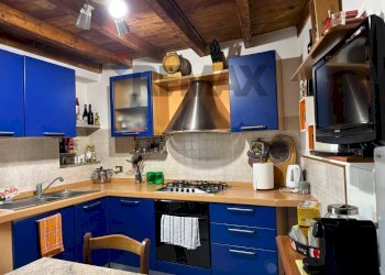 Cucina - Bilocale VIA MAZZINI
 
15, Binago - foto 1