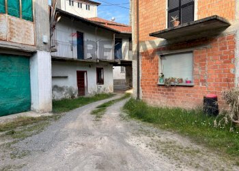 Edificio all\'aperto - Bilocale VIA MAZZINI
 
15, Binago - foto 23