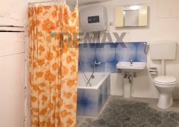 Bagno - Four-room apartment Via Livolsi
 
29, Castelbuono - photo 7