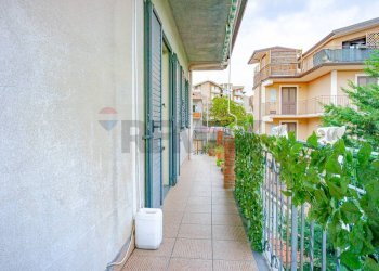 Balcone - Apartment Via VI Retta Levante
 
4, Belpasso - photo 8
