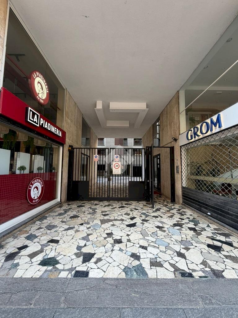 Parking space Corso Giuseppe Garibaldi, Milano (neighborhood Moscova) - photo 2