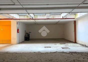 Posto Auto Corso Giuseppe Garibaldi, Milano (zona Moscova) - foto 9