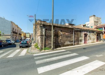Edificio all\'aperto - Building land Via Regina Bianca
159/161, Catania - photo 3