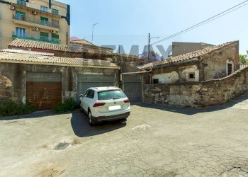 Edificio all\'aperto - Building land Via Regina Bianca
159/161, Catania - photo 5