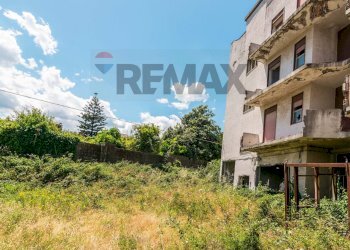 Edificio all\'aperto - Residence Via Salvatore Musumeci
 
18, Giarre - photo 6