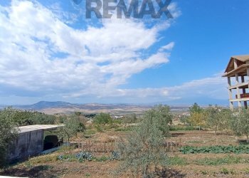 Vista delle montagne - Terreno edificabile Via Giacomo Santagati / 9MQP+M2C
111, Ramacca - foto 13