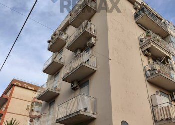 Edificio all\'aperto - Three-room apartment Via Giuseppe Missori
 
81, Catania - photo 1