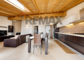 Sala da pranzo - Casa indipendente via Corrao
 
8, Viareggio - foto 3