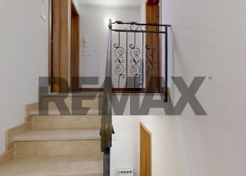 Scale - Terraced Villa via Nicola Pisano
 
19, Viareggio - photo 20