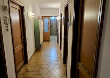 Hall / corridoio - Apartment Empoli - photo 4