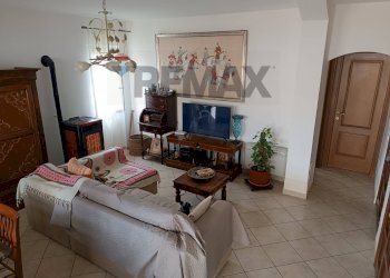 Soggiorno - Villa via dle parco
 
28, Ardea - photo 13
