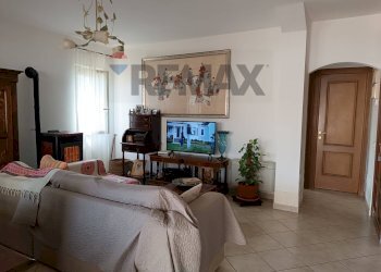 Soggiorno - Villa via dle parco
 
28, Ardea - photo 15