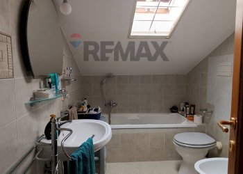 Bagno - Villa via dle parco
 
28, Ardea - photo 32
