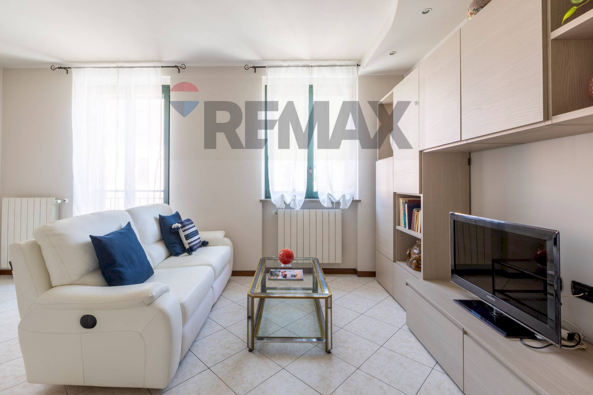 Soggiorno - Two-room apartment Via Vittorio Emanuele III
 
2, Cerro Maggiore - photo 2