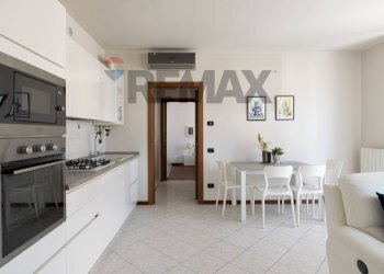 Cucina - Bilocale Via Vittorio Emanuele III
 
2, Cerro Maggiore - foto 8