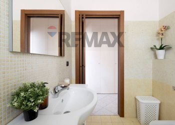Bagno - Bilocale Via Vittorio Emanuele III
 
2, Cerro Maggiore - foto 19