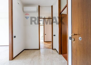 Hall / corridoio - Quadrilocale Via Mons. G. Terruzzi
 
2, Sovico - foto 4