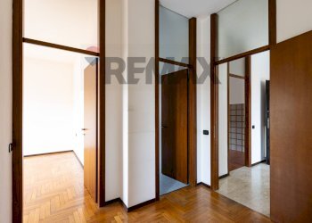 Hall / corridoio - Quadrilocale Via Mons. G. Terruzzi
 
2, Sovico - foto 27