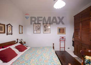 Camera / camera da letto - Quadrilocale Via Tomarchio
 
68, Santa Venerina - foto 8