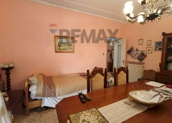 Sala da pranzo - Three-room apartment Via Camiolo
1, Enna - photo 4