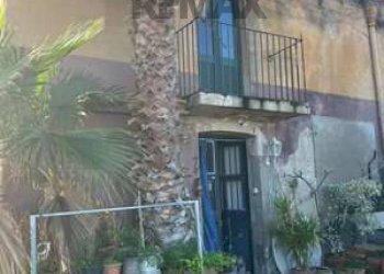 Casa all\'aperto - Casa indipendente VICO PELORITANI
 
4, Caronia - foto 1