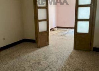 Stanza vuota - Trilocale VIA LETIZIA
 
34, Sant'Agata di Militello - foto 4
