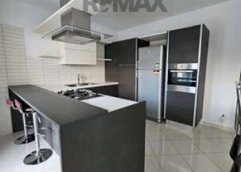 Cucina - Trilocale VIA TORRECANDELE
 
4, Sant'Agata di Militello - foto 1