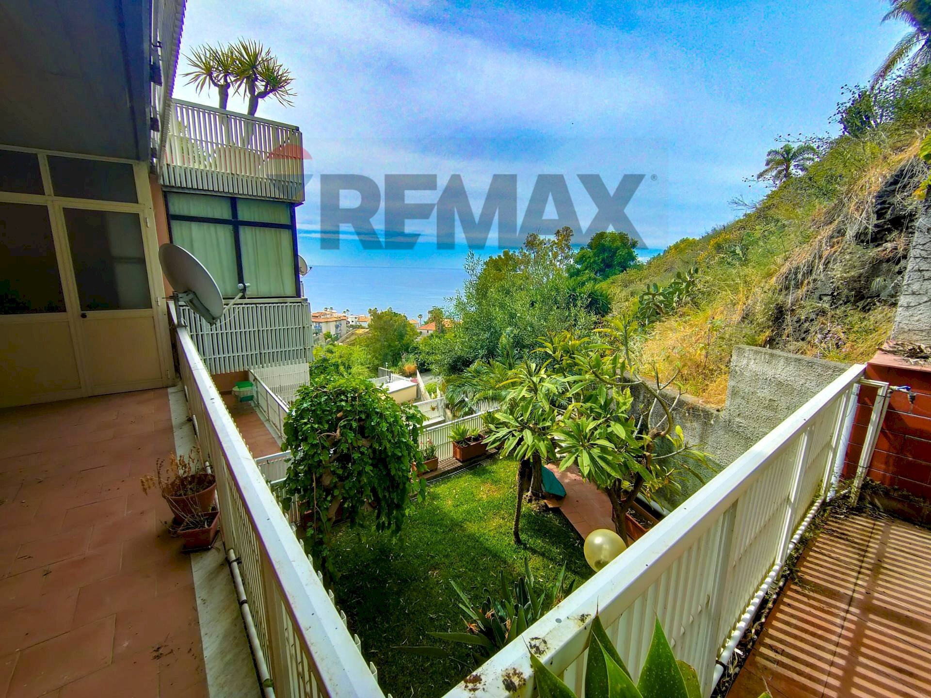 Balcone - Appartamento via Mauro Maugeri
 
17, Aci Castello - foto 2