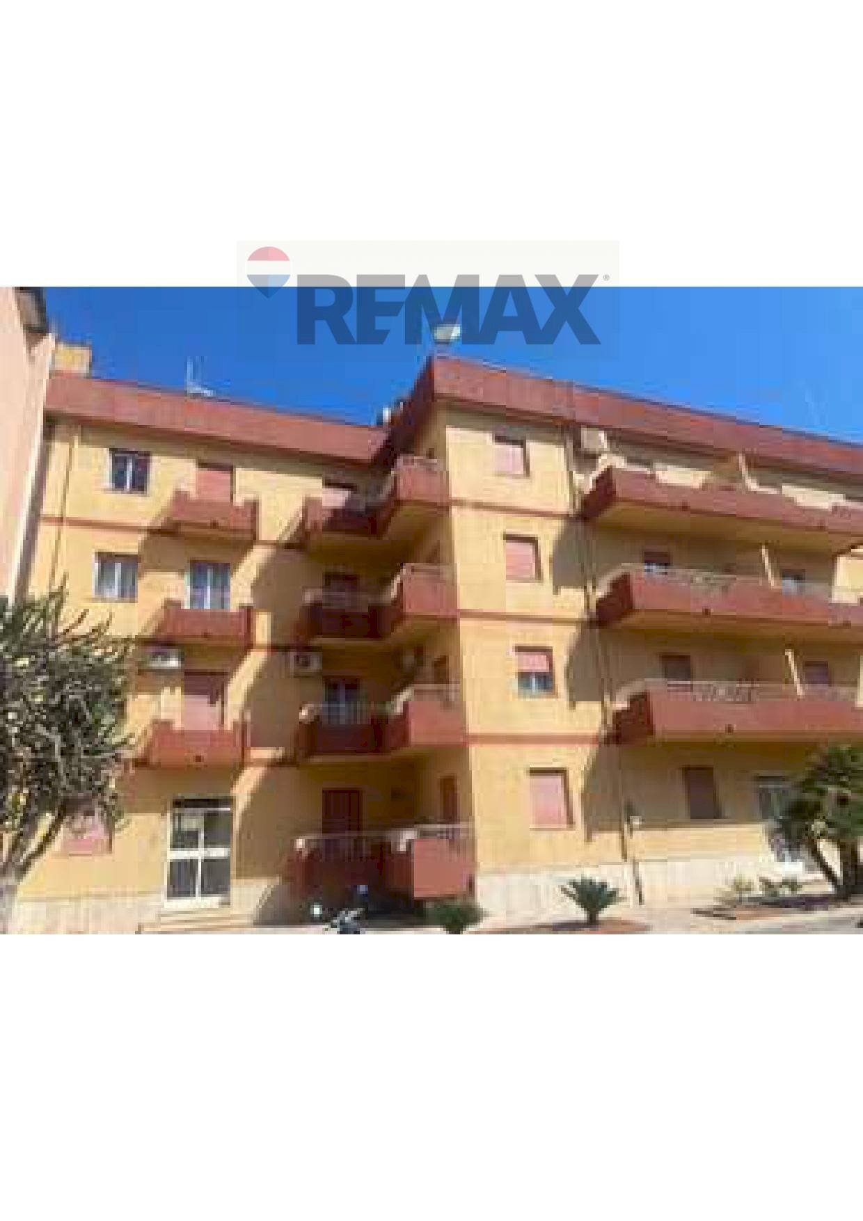 Edificio all\'aperto - Trilocale VIA RIONE GRECO
 
9, Sant'Agata di Militello - foto 1
