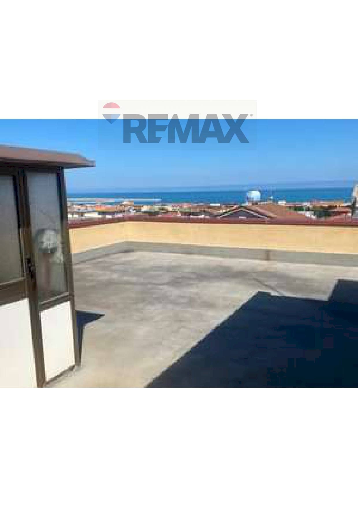 Terrazza - Trilocale VIA RIONE GRECO
 
9, Sant'Agata di Militello - foto 2