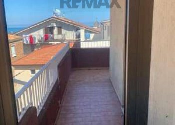 Balcone - Trilocale VIA RIONE GRECO
 
9, Sant'Agata di Militello - foto 8