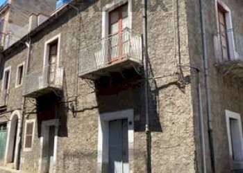 Edificio all\'aperto - Casa indipendente VIA OLIVETO II
 
SNC, Sant'Agata di Militello - foto 3