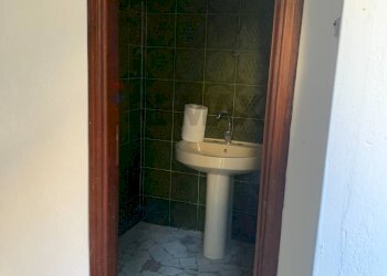 Bagno - Magazzino Via Largo Petrella
 
snc, Caltanissetta - foto 11