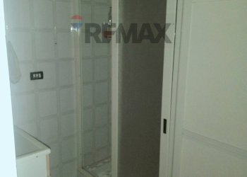 Bagno - Box Via Salvati, Caltanissetta - photo 4