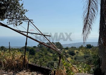 Vista dell\'acqua - Agricultural land via Cisternazza
 
11, Mascali - photo 8